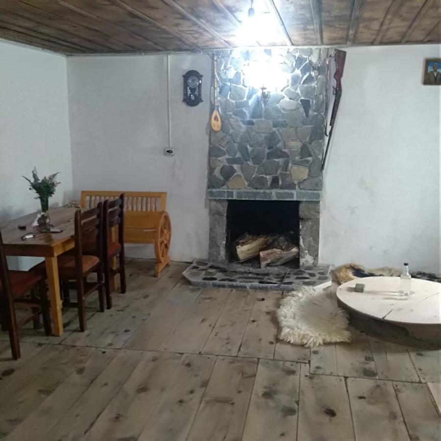 Marash Rrgalla Guesthouse Theth Exterior photo